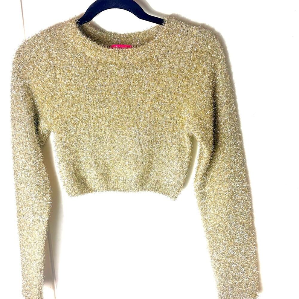 Hot & Delicious Glittering Gold Tinsel Crop Top. Size Small.